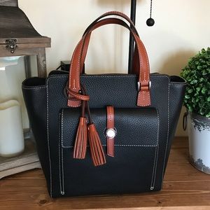 Authentic Dooney and Bourke North South shopper
